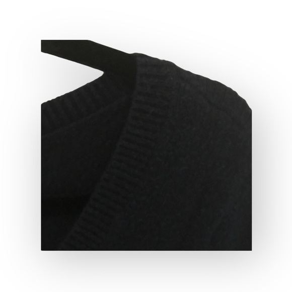 Hollister ★ V Neck Bird Logo Classic Preppy Knit Sweater ★ Navy ★ Small ★ - Picture 6 of 12